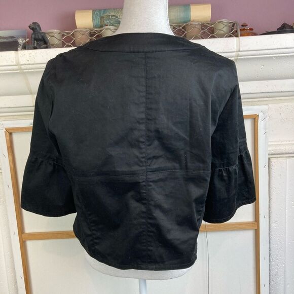 Sandro black cotton cropped blazer w/ fabric covered buttons interest sleeves - Picture 2 of 7